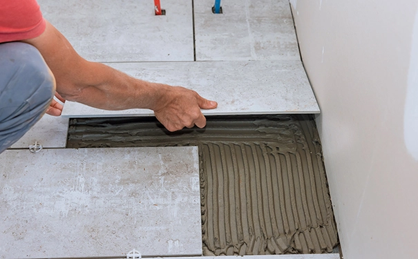 装修地板砖多少钱一平方米