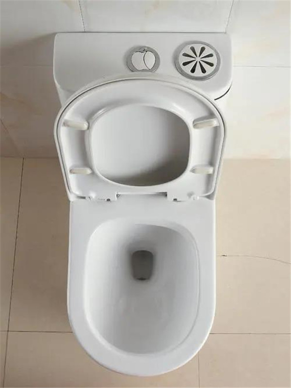 马桶选购 小技巧