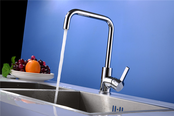 水龙头 大型家用品 选购保养技巧.jpg
